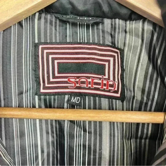 Sarin Black Bomber Jacket; Hideaway Hood & Detachable Arms | Size Medium - Picture 3 of 7